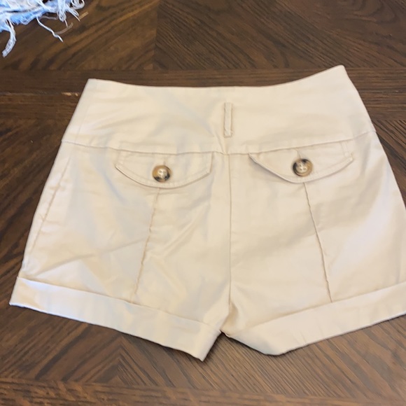 Bebe high waisted shorts - Picture 2 of 7